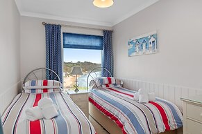 Brynawelon - Wonderful Sea and Harbour Views