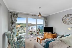 Brynawelon - Wonderful Sea and Harbour Views