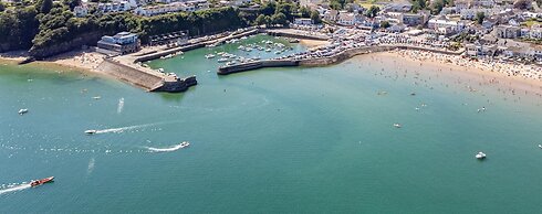 Brynawelon - Wonderful Sea and Harbour Views