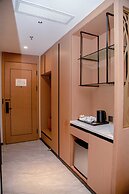 LC International Hotel