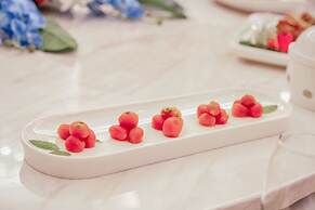 LC International Hotel