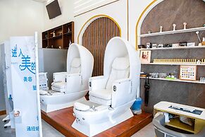 LC International Hotel