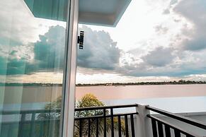 Koh Dach View Boutique