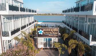 Koh Dach View Boutique