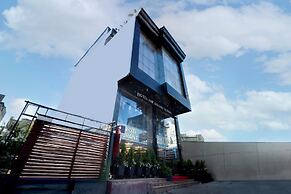 Hotel The Grand Dewan