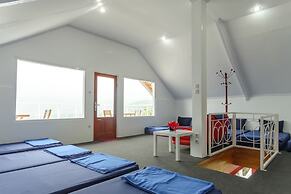 Hilltop Camp Lembang by TwoSpaces