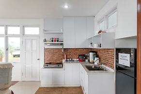 Hilltop Camp Lembang by TwoSpaces