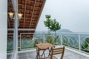 Hilltop Camp Lembang by TwoSpaces