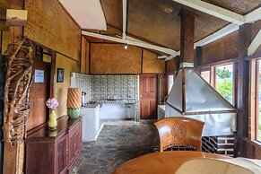 Hilltop Camp Lembang by TwoSpaces