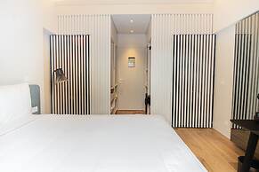 The Lince Santa Clara