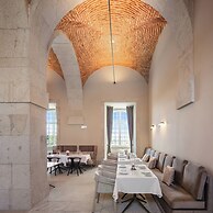 The Lince Santa Clara