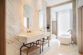 The Lince Santa Clara