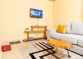 Repose Stay - 2br, Wifi, Cctv, Parking in Karen