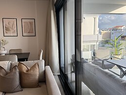 Phaedrus Living White Hills Suites City View