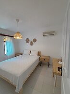 KAYA APARTMENTS KALAMAR
