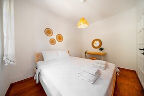 KAYA APARTMENTS KALAMAR