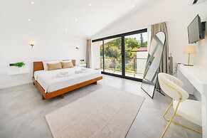 KAYA APARTMENTS KALAMAR