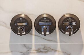 Tynecastle Park Hotel