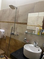 Warraich Villa gt Raod Gujrat Entire