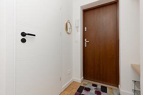 Sweet Studio Saska Kepa by Renters