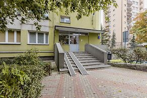 Sweet Studio Saska Kepa by Renters