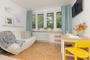 Sweet Studio Saska Kepa by Renters