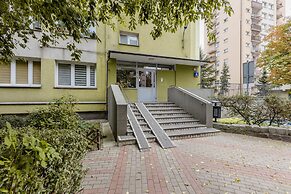 Sweet Studio Saska Kepa by Renters