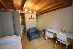 Room in Apartment - Condo Gardens Leuven - Student Flat Semiduplex