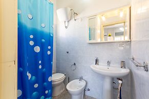 Air-conditioned Studio Near the Sea With Wi-fi Garden and Bike