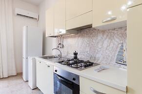 Air-conditioned Studio Near the Sea With Wi-fi Garden and Bike