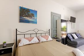 Air-conditioned Studio Near the Sea With Wi-fi Garden and Bike