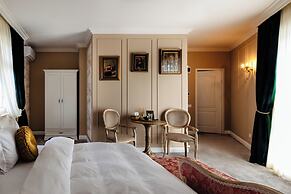 Ateneea Luxury Rooms