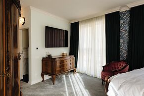 Ateneea Luxury Rooms