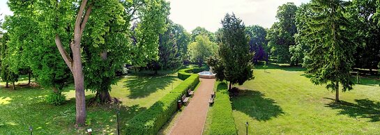 Hotel Kaštieľ Mojmírovce