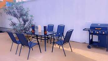 Stunning 3-bedrooms Guesthouse in Limbe Cameroon