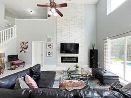 Madiera Magic 5 Bedroom Home by RedAwning