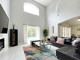 Madiera Magic 5 Bedroom Home by RedAwning