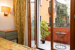 CAMELIA ROOMS VENICE GUESTHOUSE