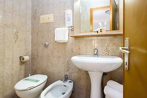 CAMELIA ROOMS VENICE GUESTHOUSE