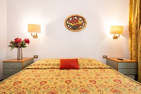 CAMELIA ROOMS VENICE GUESTHOUSE