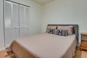 Pet-friendly Sarasota Home: 2 Mi to Bayfront Park!