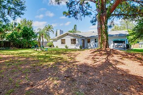 Pet-friendly Sarasota Home: 2 Mi to Bayfront Park!