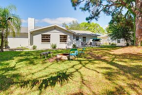 Pet-friendly Sarasota Home: 2 Mi to Bayfront Park!