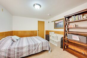 17 Mi to Town: Peaceful Pet-friendly Golden Cabin!