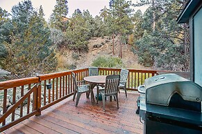 Hot Tub & Deck: Big Bear City Cabin Near Skiing