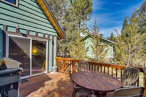 Hot Tub & Deck: Big Bear City Cabin Near Skiing