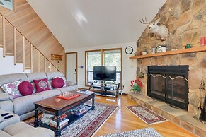 West Virginia Home w/ Deck on Golf Course