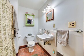 Lanesville Home w/ Pool Table, Bar & Deck!