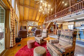 Robbinsville Vacation Rental w/ Covered Balcony