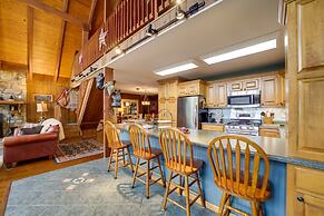 Robbinsville Vacation Rental w/ Covered Balcony